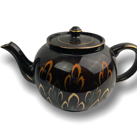 Vintage Brown Heath Ceramics Teapot Made in England Gold Trim Painted Design - Picture 1 of 12
